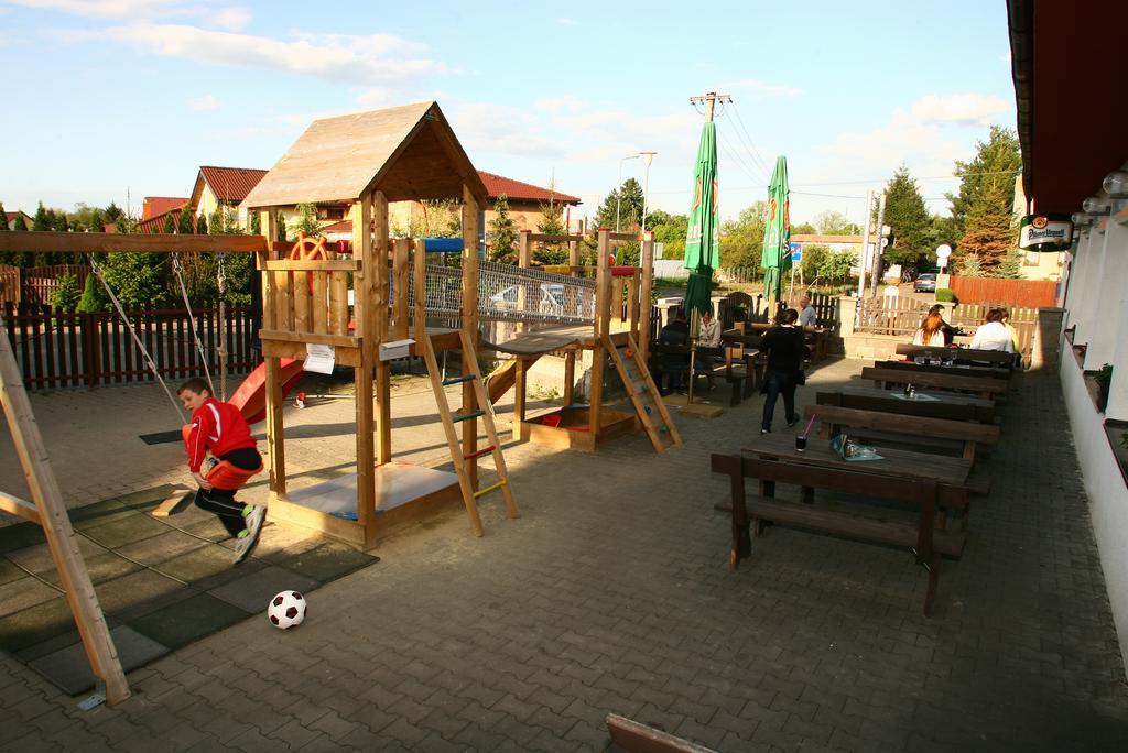 Penzion Fajn *** Pardubice Oda fotoğraf